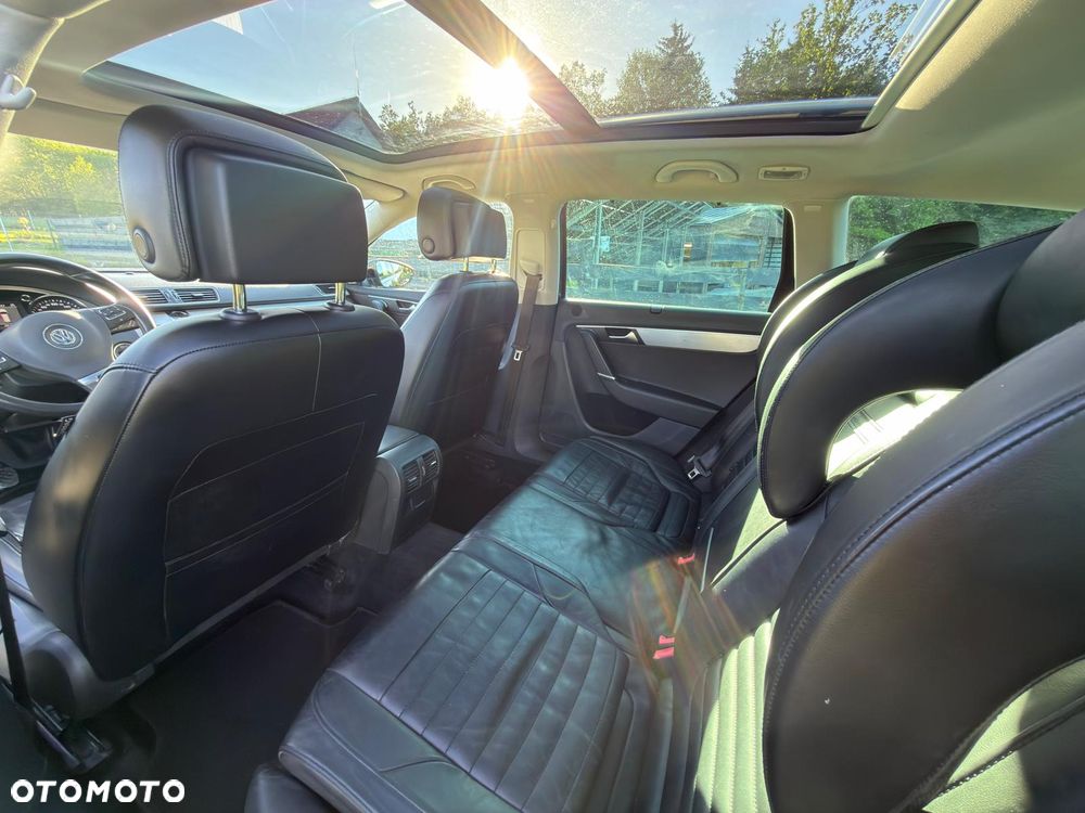 Volkswagen Passat 1.6 TDI BlueMotion Technology Highline - 8