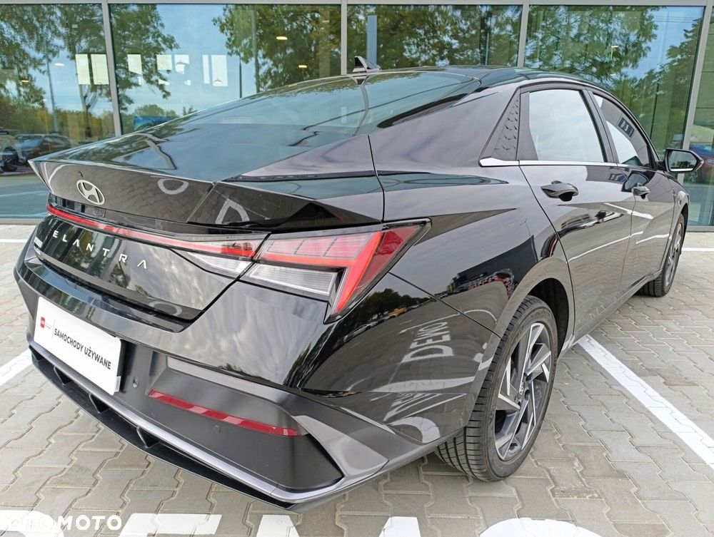 Hyundai Elantra 1.6 Smart - 7