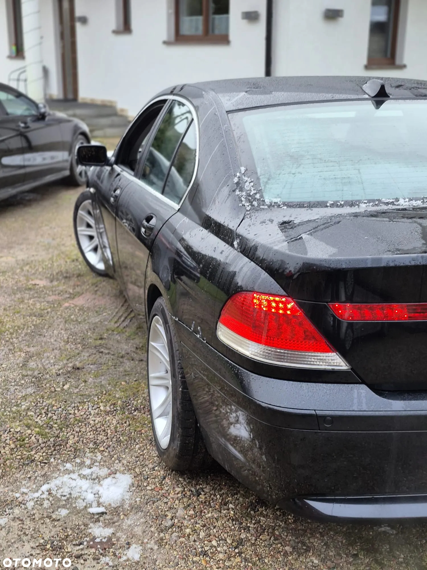 BMW Seria 7 745i - 17
