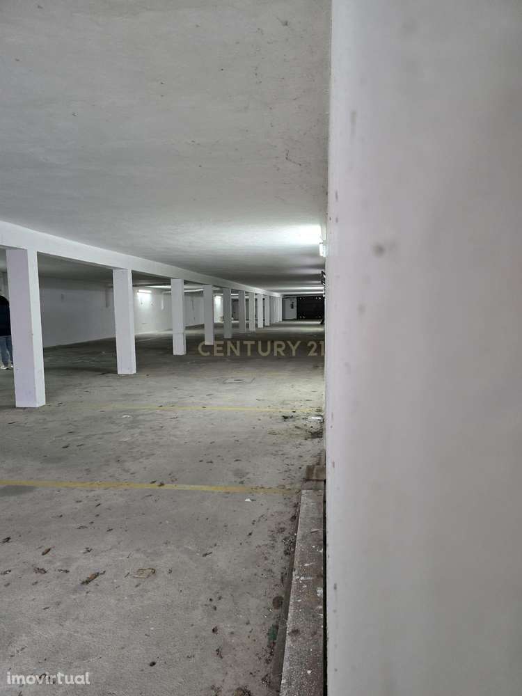 Espaço de estacionamento em Praia da Consolação - Grande imagem: 5/10