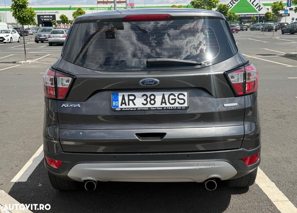 Ford Kuga - 11