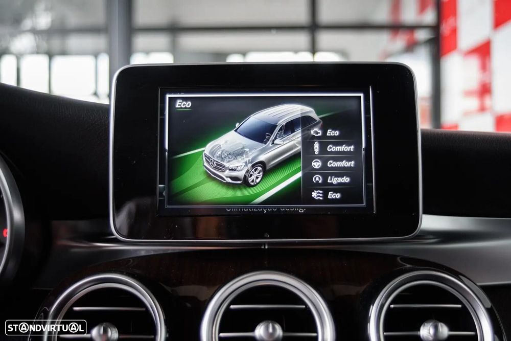 Mercedes-Benz GLC 250 d 4-Matic - 38
