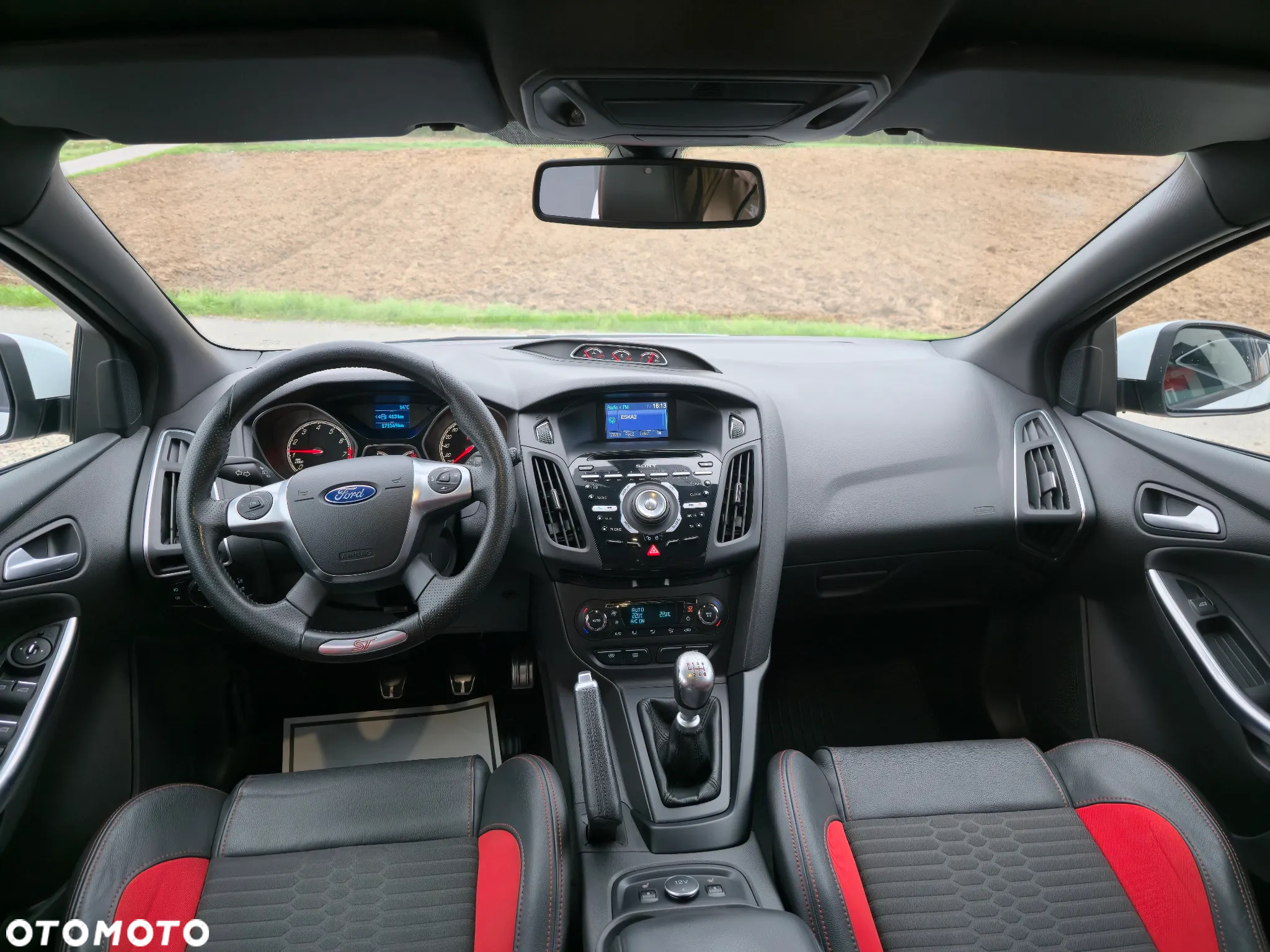 Ford Focus Turnier 2.0 EcoBoost ST mit Leder-Sport-Paket - 10