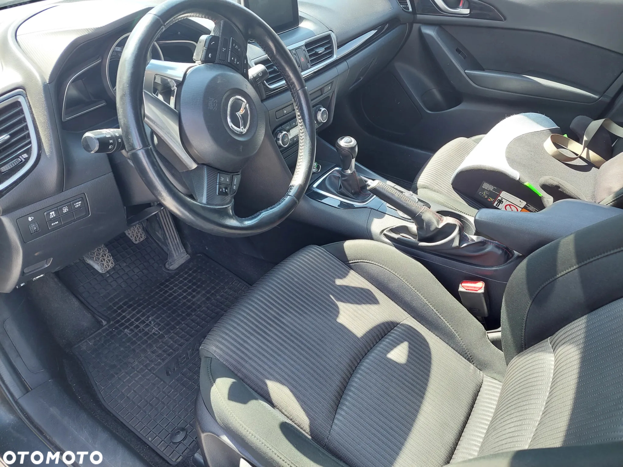 Mazda 3 - 4