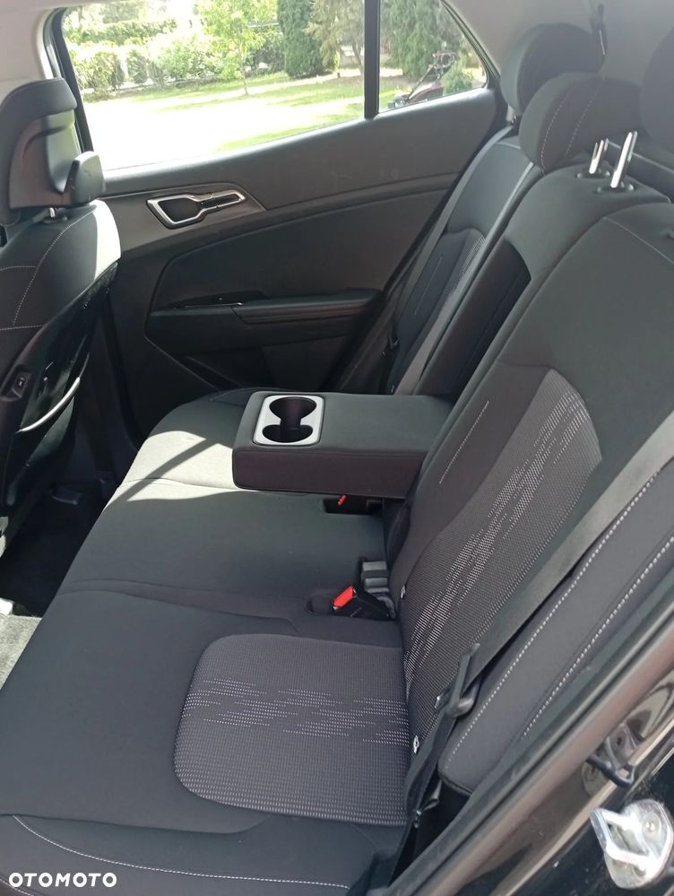 Kia Sportage 1.6 T-GDI 2WD Eco-Dynamics + (48V M-H) DCT Spirit - 18