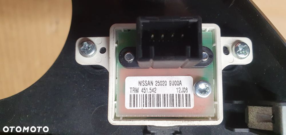 Ramka panelu nawiewu konsoli dekor przełącznik awaryjnych Nissan Note E11 - 6