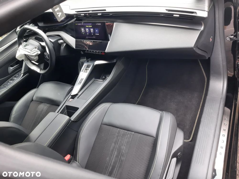 Peugeot 308 1.2 PureTech GPF GT S&S EAT8 - 8