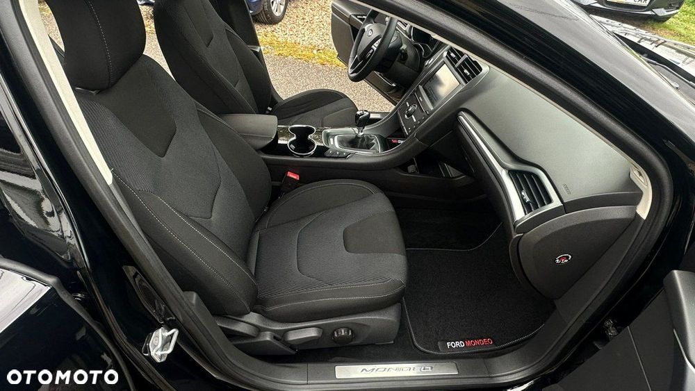 Ford Mondeo - 12
