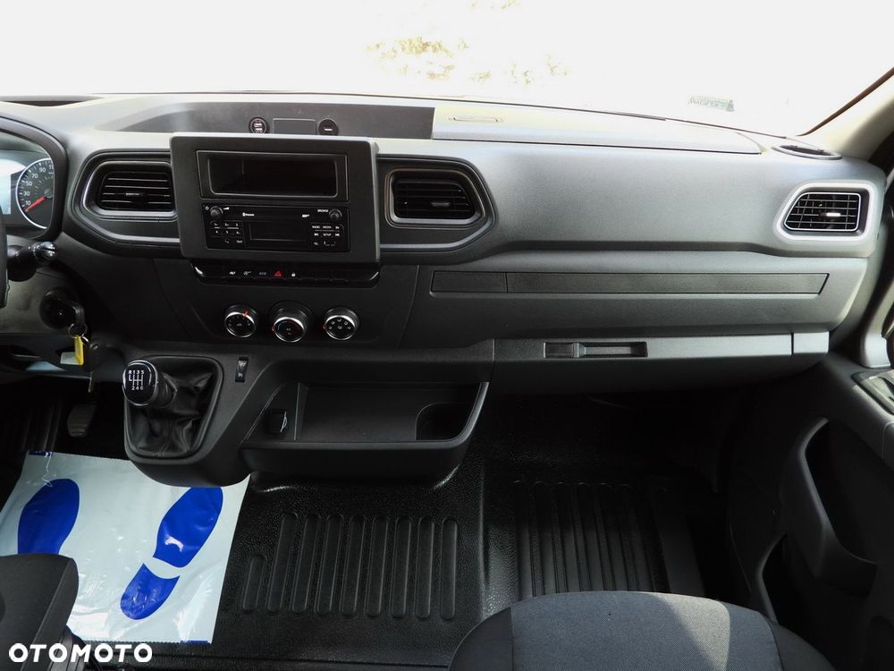Renault MASTER PLANDEKA 8 PALET WEBASTO TEMPOMAT LEDY PNEUMATYKA KLIMATYZACJA  165KM - 30