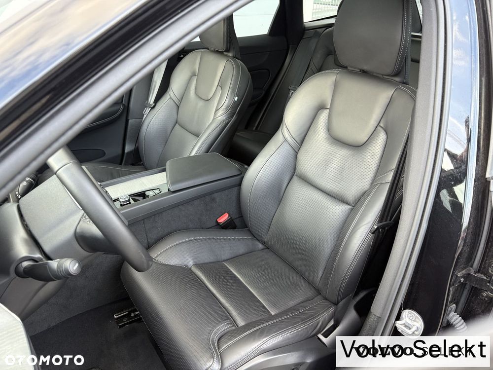Volvo XC 60 - 8