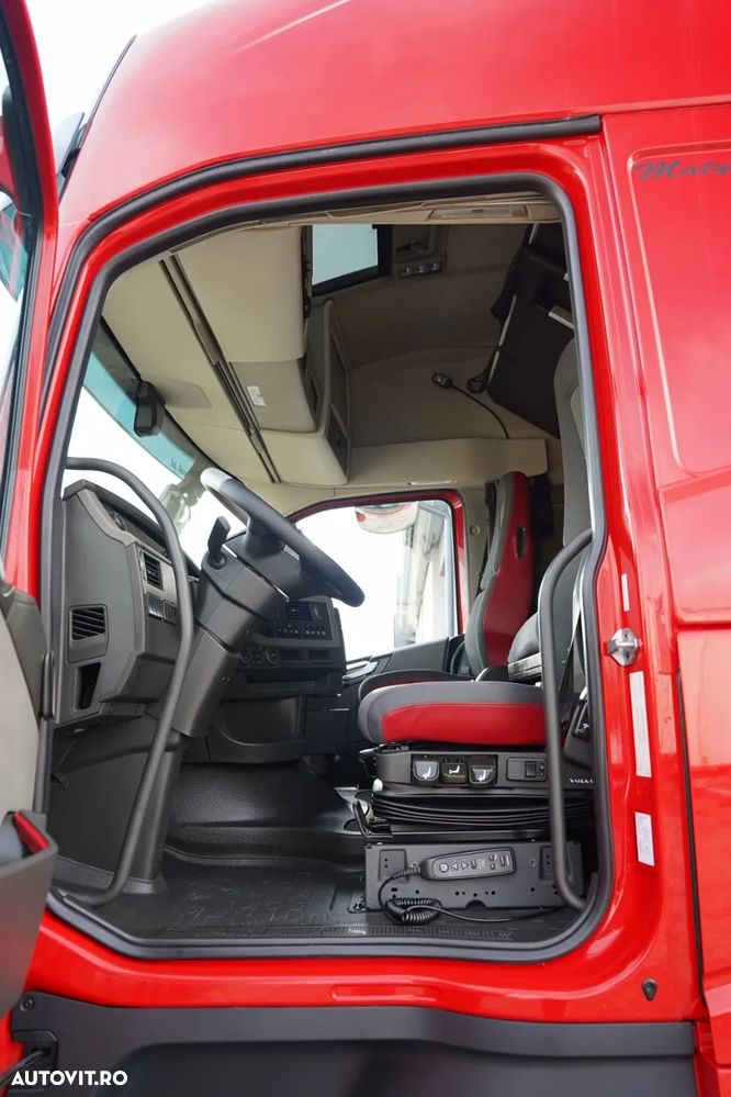 Volvo FH 460 / COMBINAȚIE TANDEM / 120 M3 / TRANSITION / I-SAVE / I-PARK COOL / DIRECȚIE CU RIDICARE AXLE / WIELTON / CORTINĂ ARMATĂ - 29