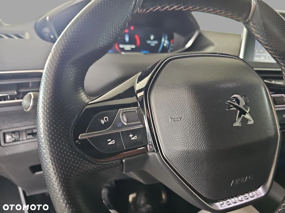 Peugeot 3008 1.5 BlueHDi GT S&S - 22