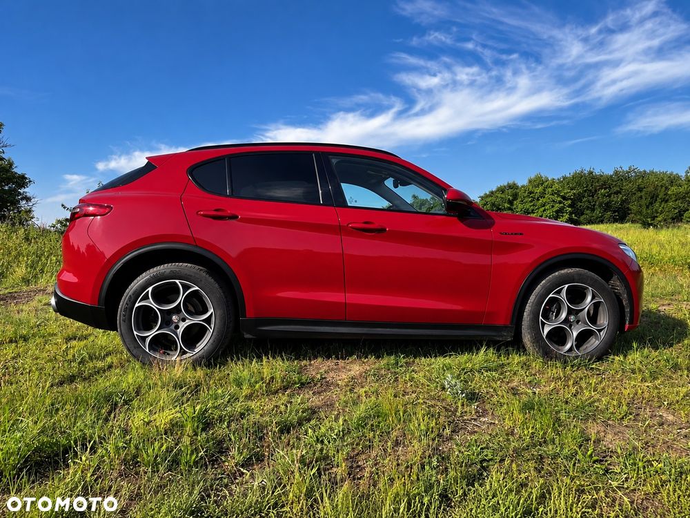 Alfa Romeo Stelvio - 4