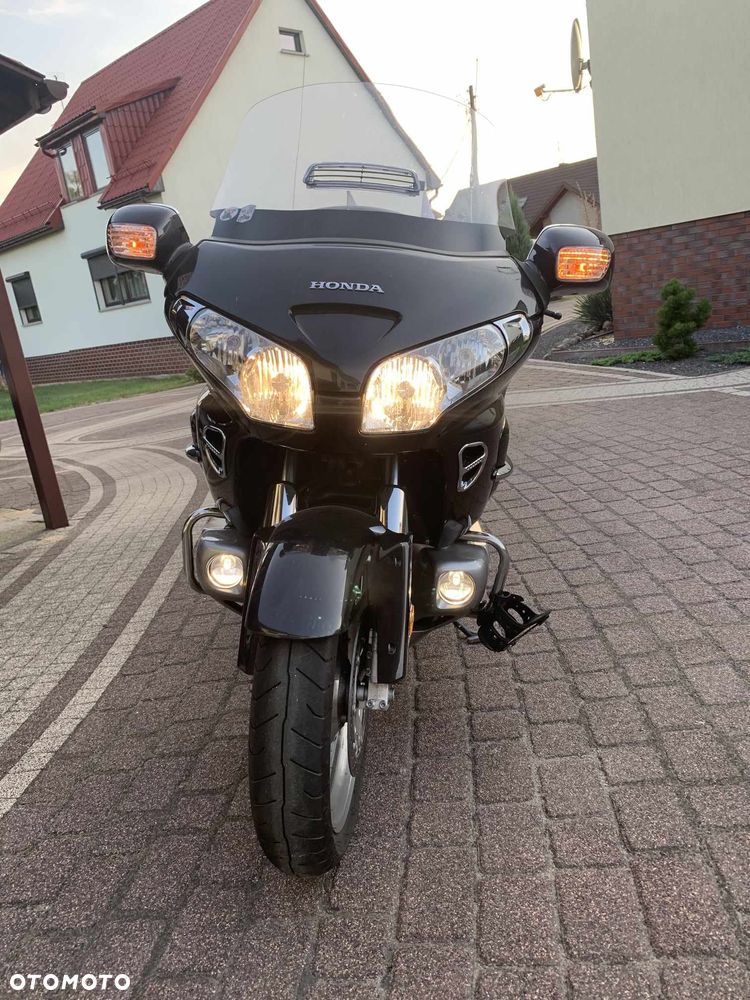 Honda GL - 5