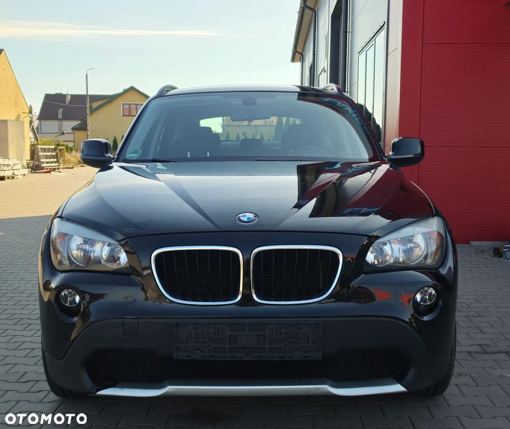 BMW X1 sDrive18i xLine - 1