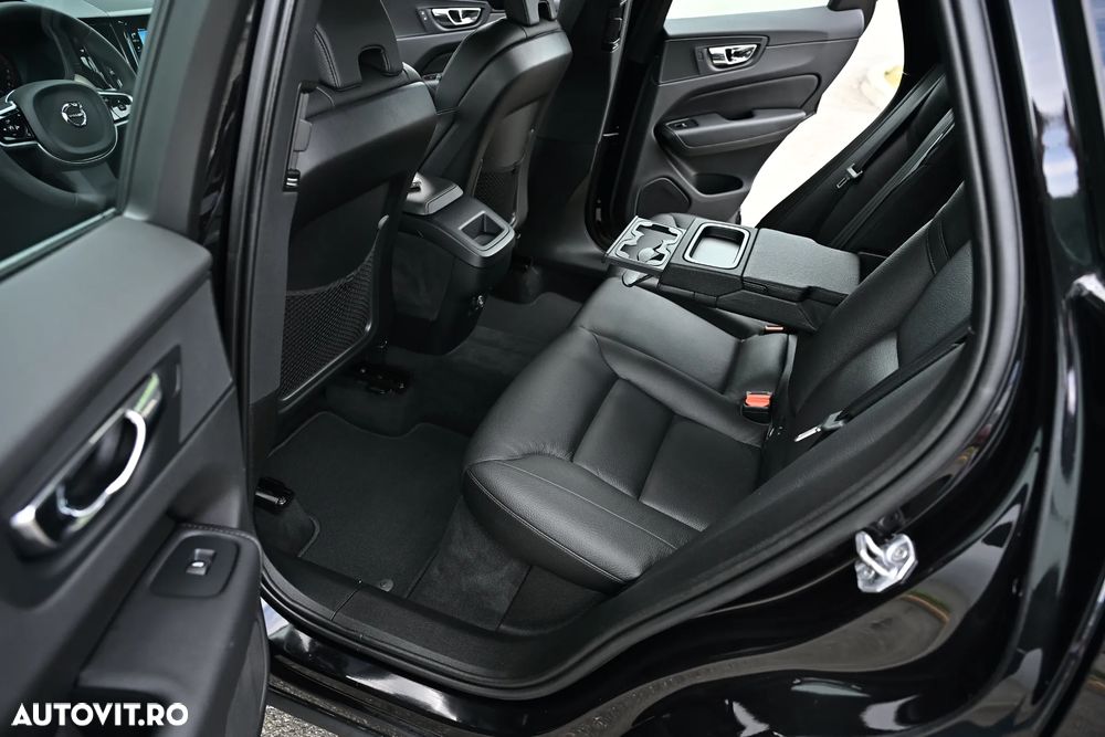Volvo XC 60 D4 AWD Geartronic Inscription - 24