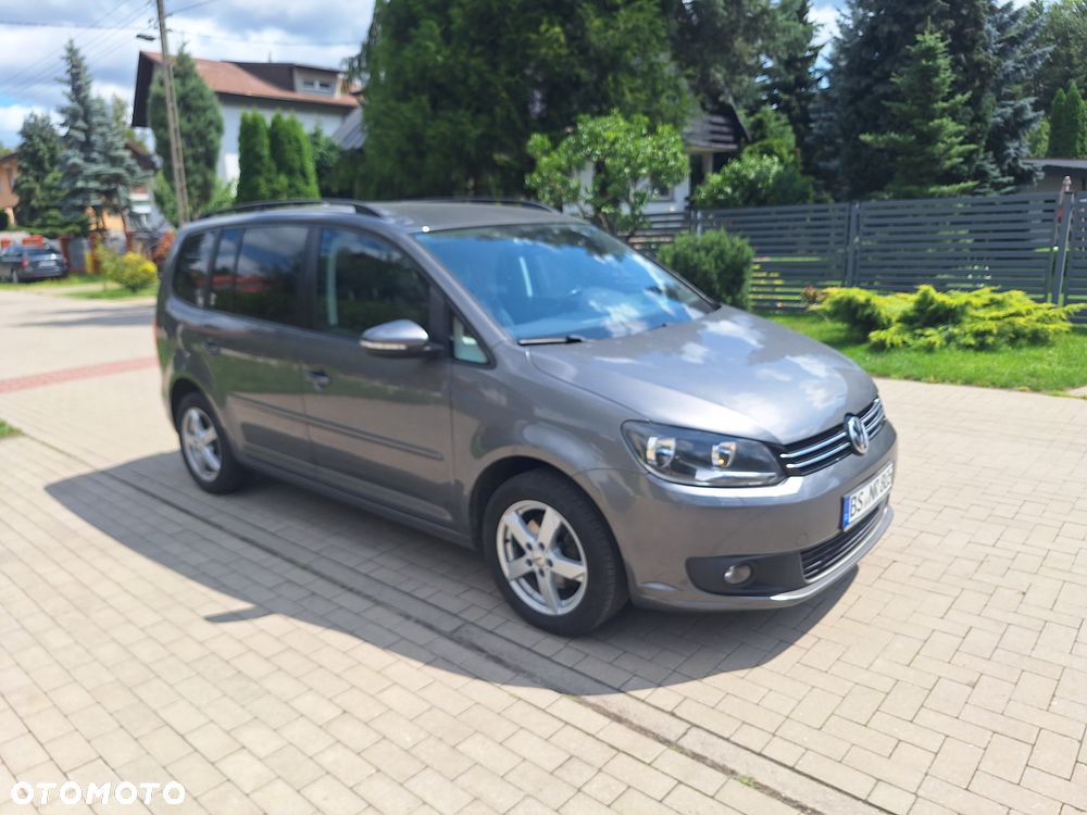Volkswagen Touran - 9