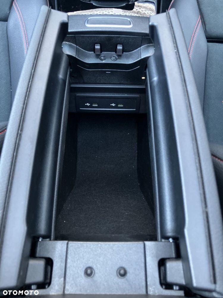 Mercedes-Benz CLA - 20