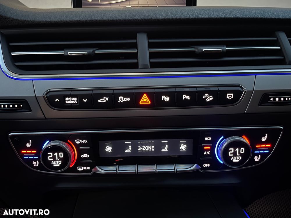 Audi Q7 e-tron 3.0 TDI quattro Tiptronic - 14