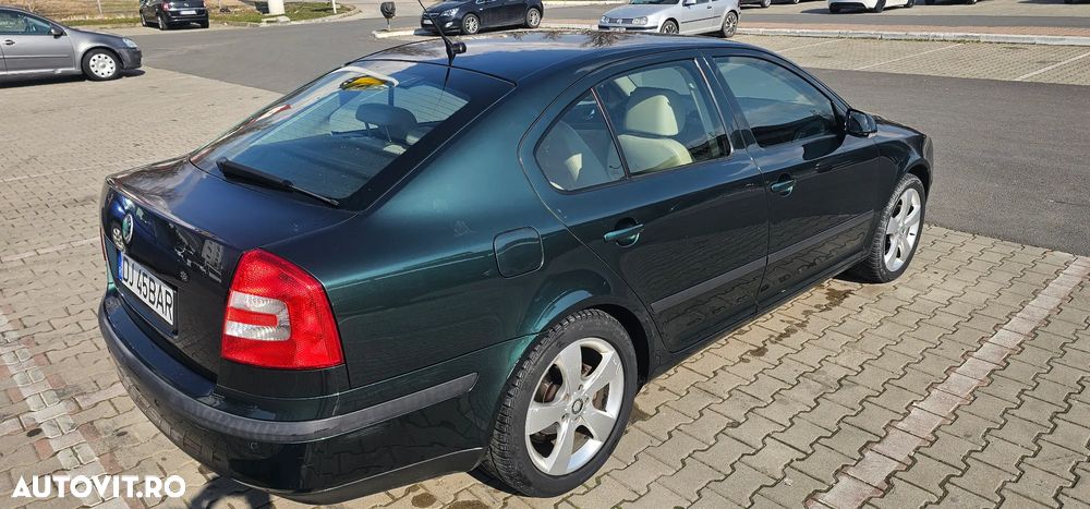 Skoda Octavia 2.0 TDI Elegance Automatic - 3