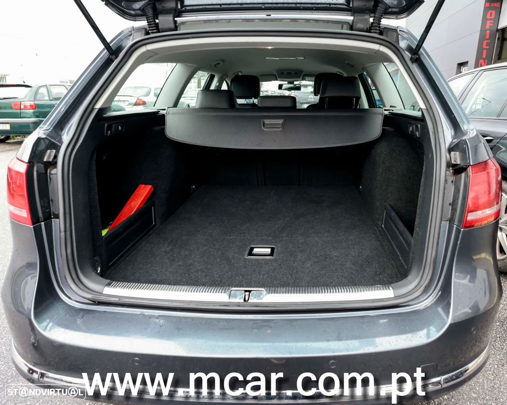 VW Passat Variant - 12