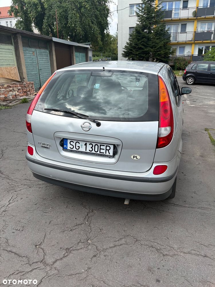 Nissan Almera Tino 1.8 Visia - 3