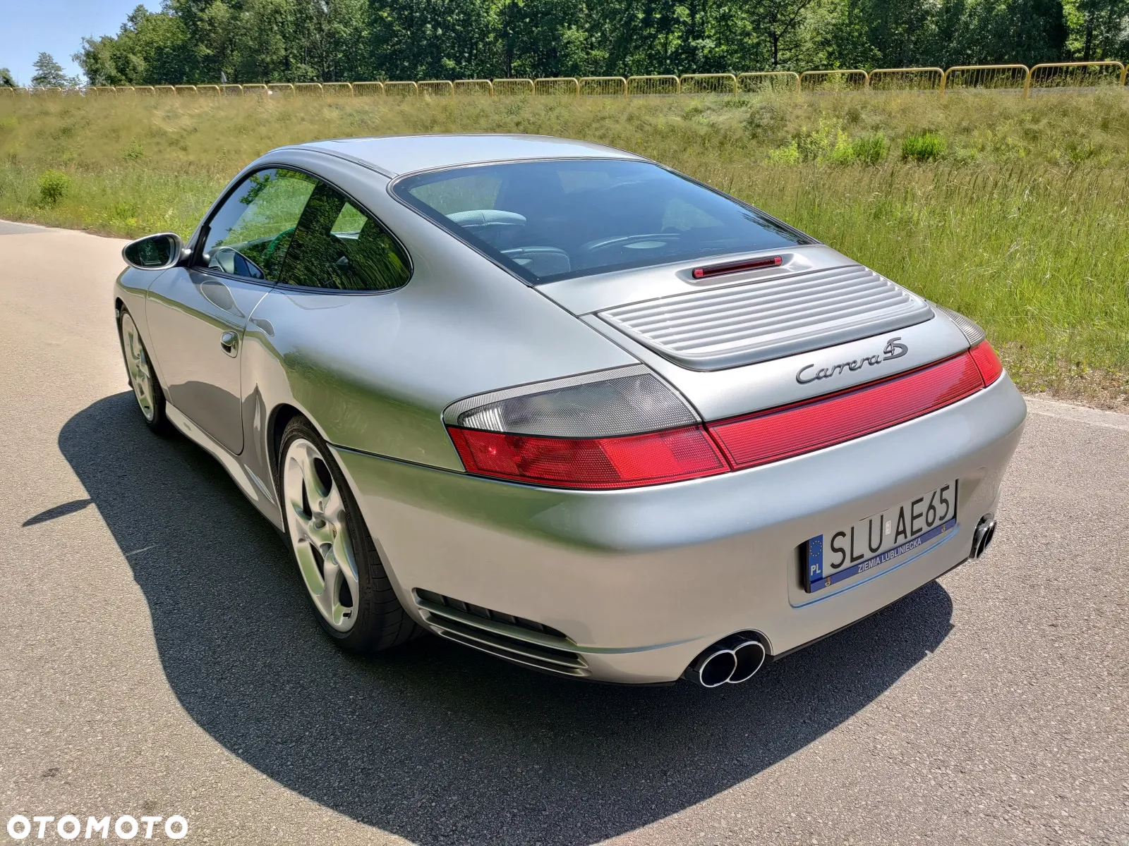 Porsche 911 Carrera 4S - 3