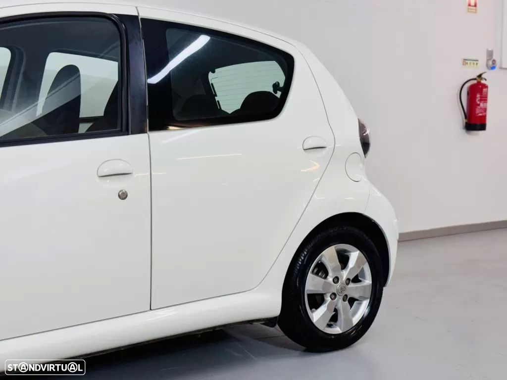 Toyota Aygo 1.0 Power Pack+AC+JLL+VSC - 15