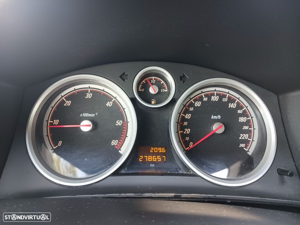 Opel Astra Caravan 1.7 CDTi Cosmo - 18