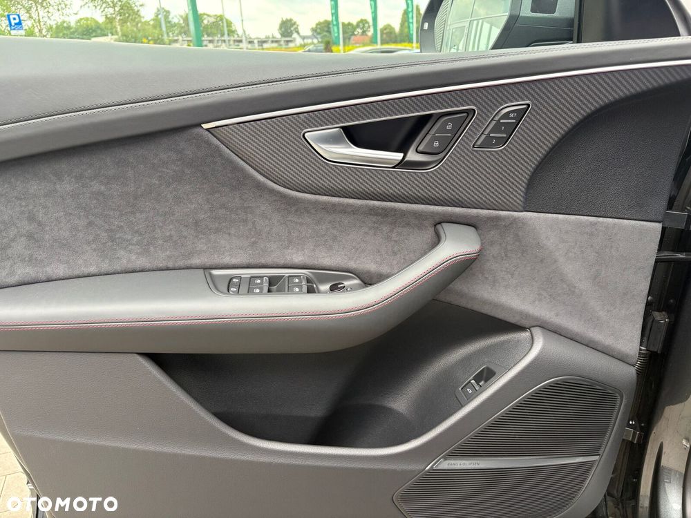 Audi Q8 - 13