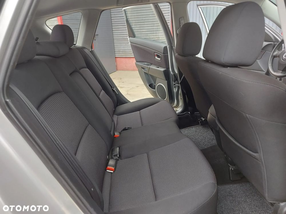 Mazda 3 1.6 Sport Active - 22