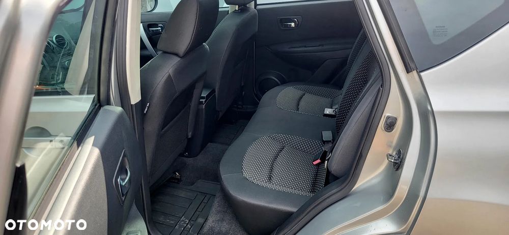 Nissan Qashqai 2.0 dCi 4 x 4 DPF acenta - 19