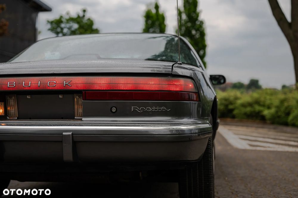 Buick Reatta 3.8 - 13