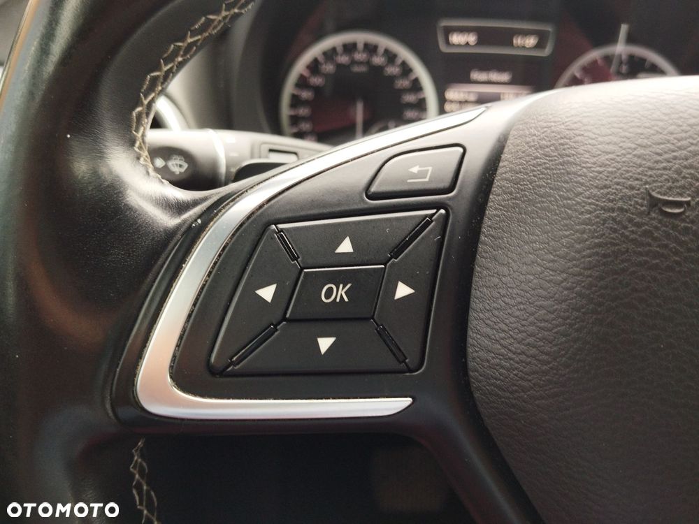 Infiniti QX30 2.2d Premium AWD 7DCT - 22