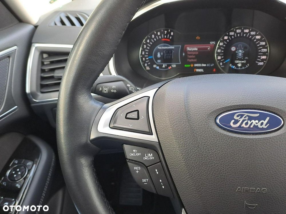 Ford S-Max - 16