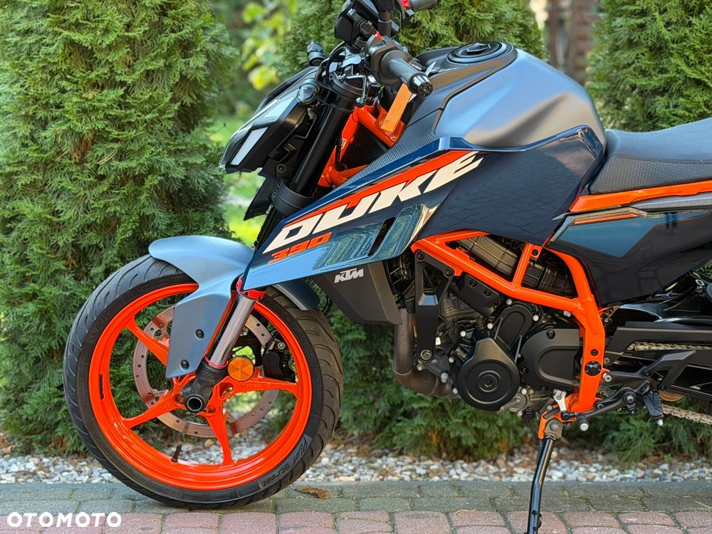 KTM Duke - 18