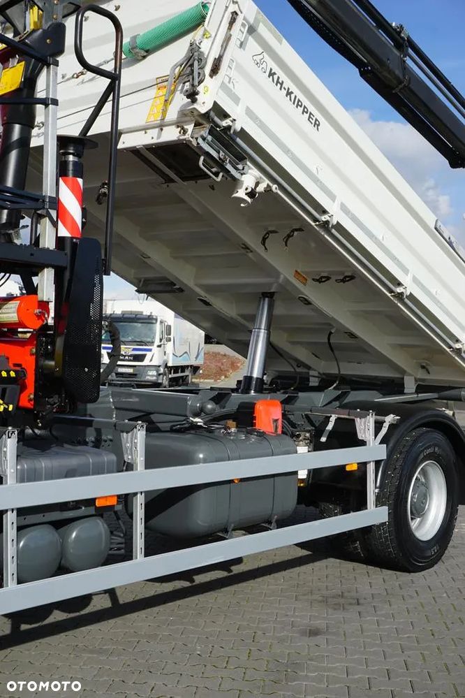 Mercedes-Benz / AROCS / 1843 / E 6 / WYWROTKA + HDS / ROTATOR / PALFINGER PK 13001 / WYSIĘG 17 M - 15