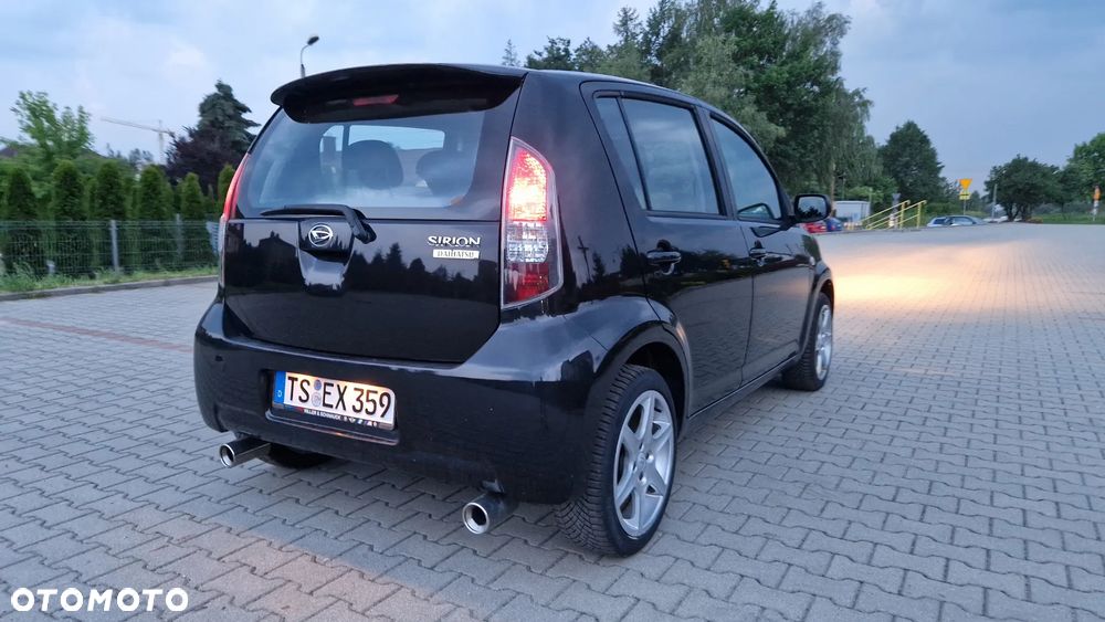 Daihatsu Sirion 1.3 - 24