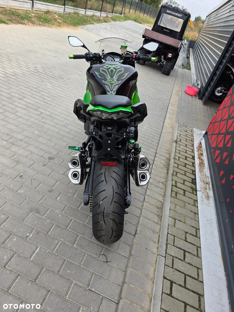 Kawasaki Z - 17
