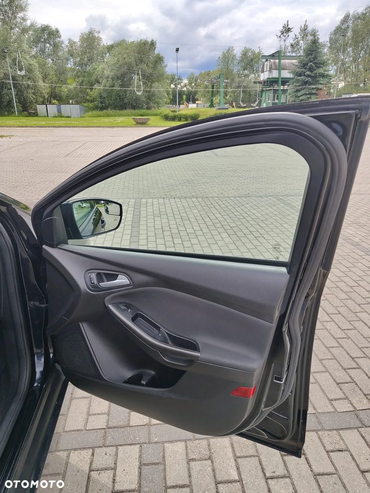 Ford Focus - 11