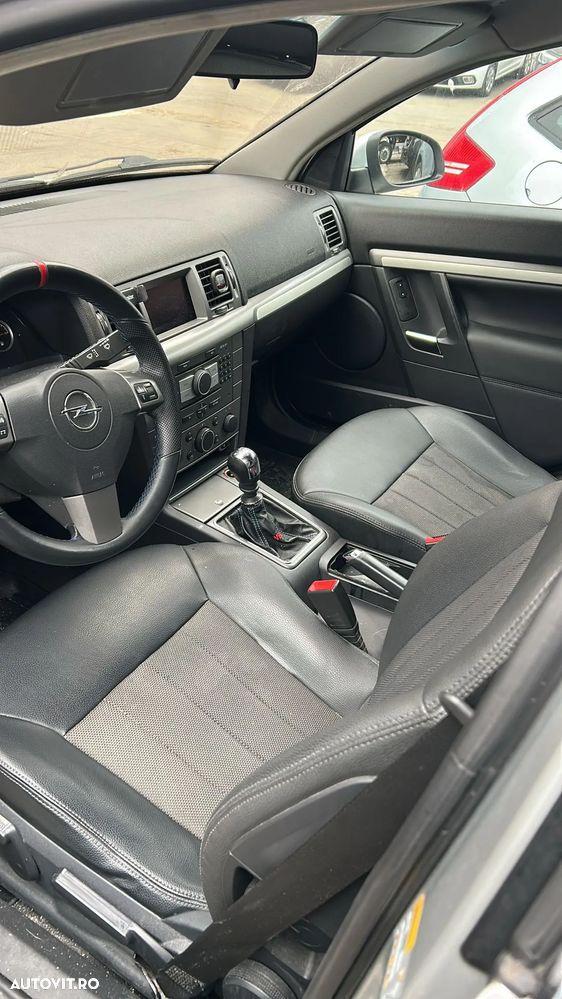 Opel Vectra 1.9 CDTI Essentia - 3