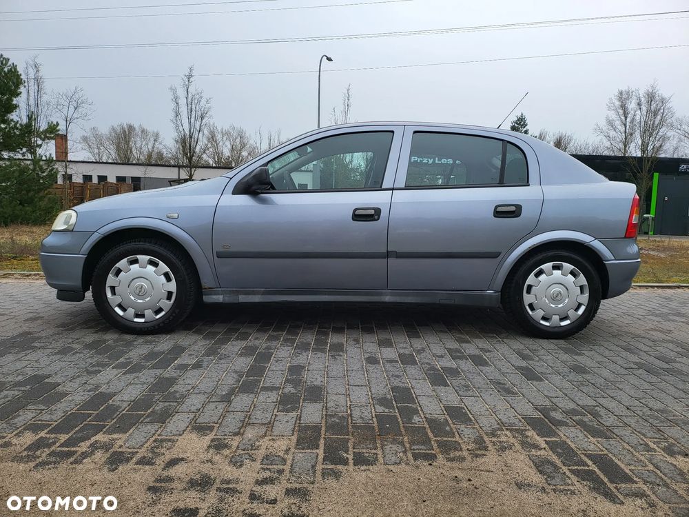 Opel Astra 1.4 - 3