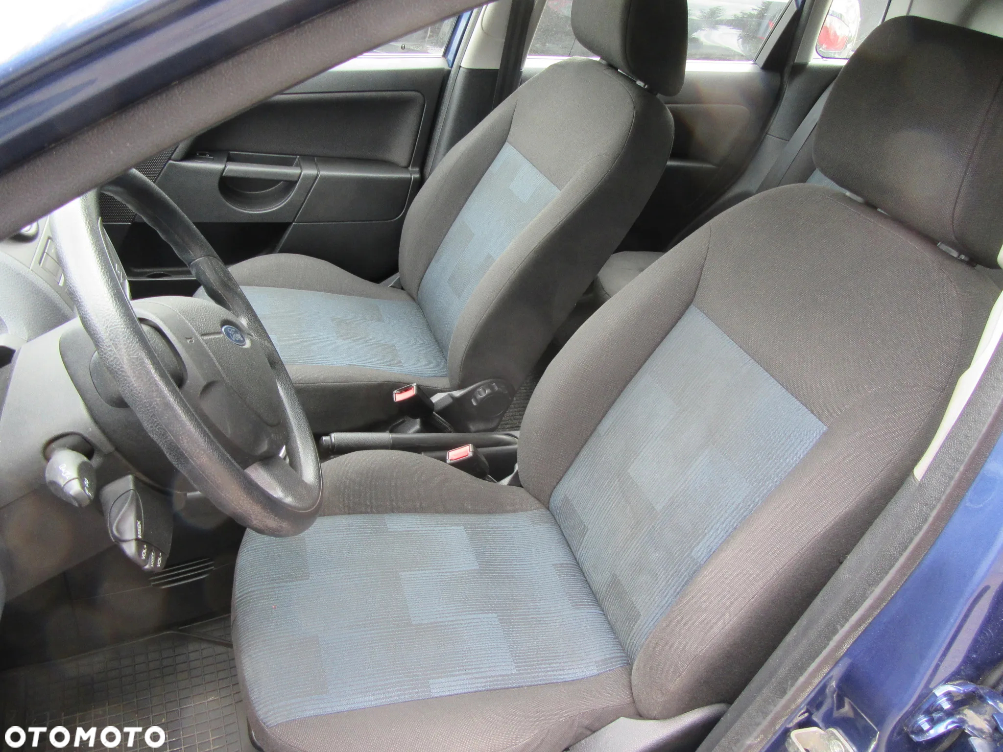 Ford Fiesta 1.4 Fun X - 12