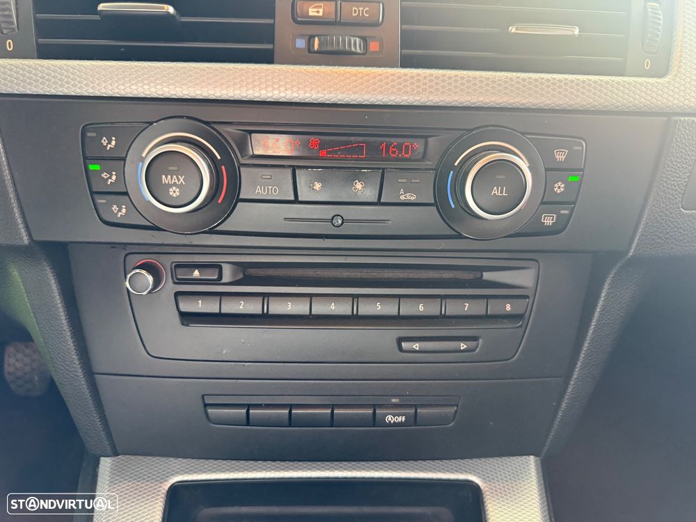 BMW 318 d DPF Edition Sport - 14
