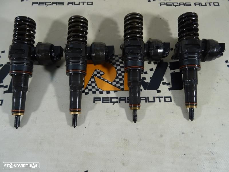 Injetores / Injetor 1.9 TDI BE / 038130073AL / 0414720039 - Audi - Seat - Skoda - Volkswagen - 4
