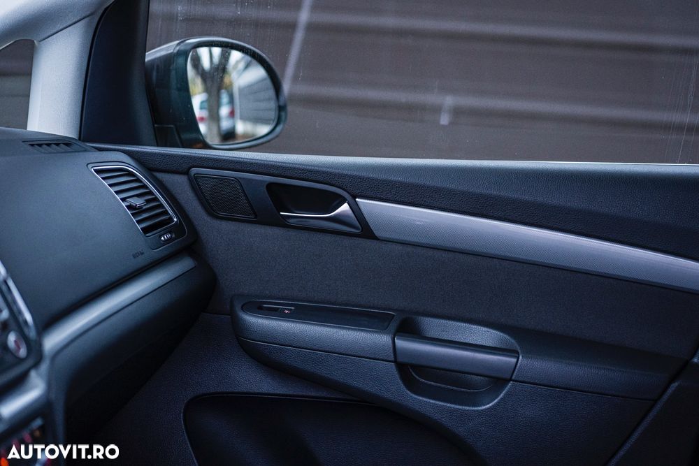 Volkswagen Sharan 2.0 TDI BlueMotion Technology Life - 25