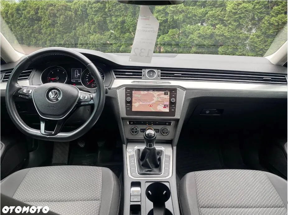 Volkswagen Passat 1.6 TDI BMT Comfortline - 5