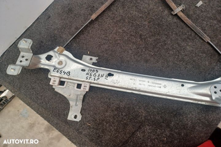 Macara geam spate stanga electrica 827210008R 920040102 0130822330 82 - 2