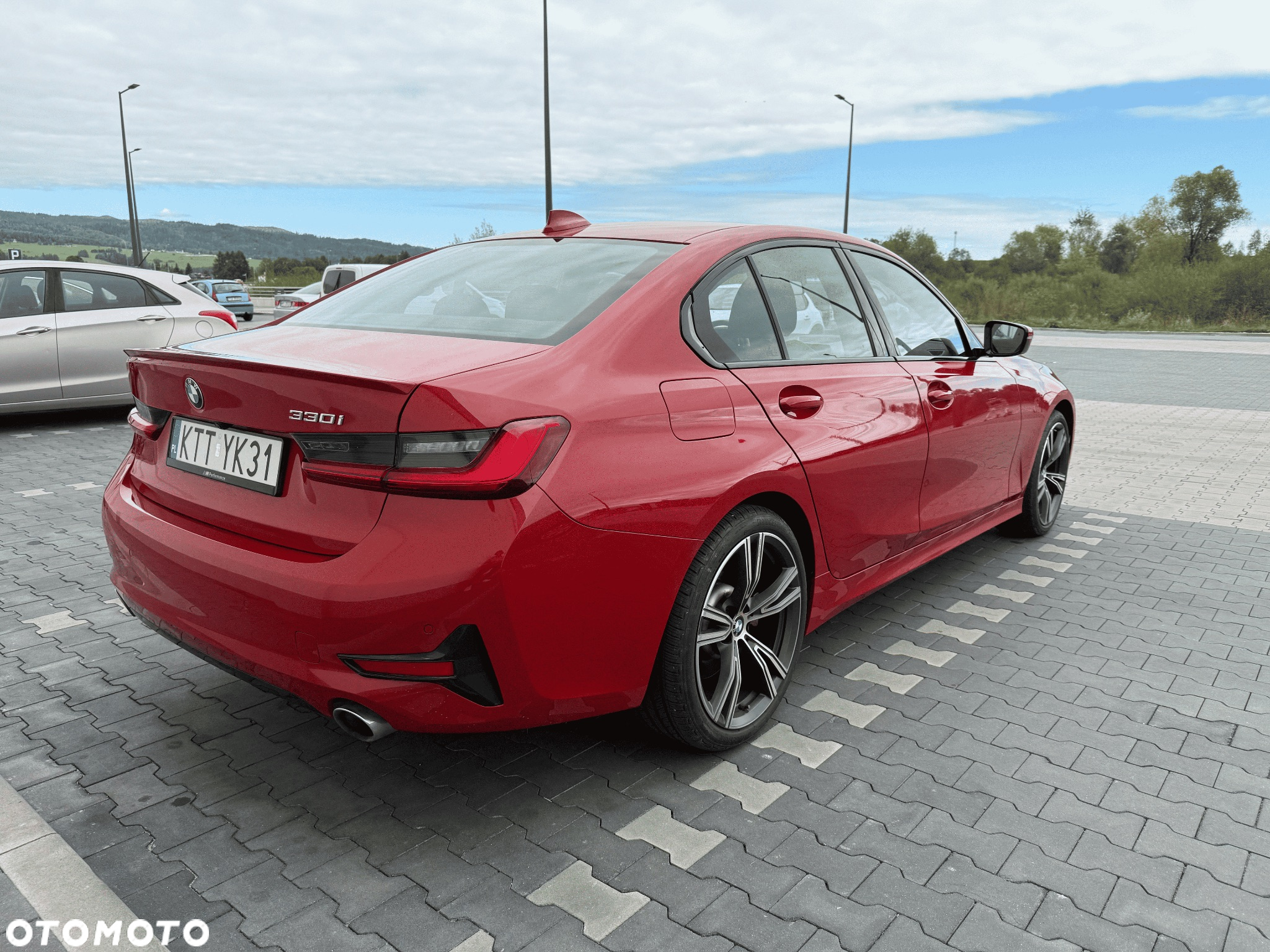 BMW Seria 3 330i Sport Line - 11