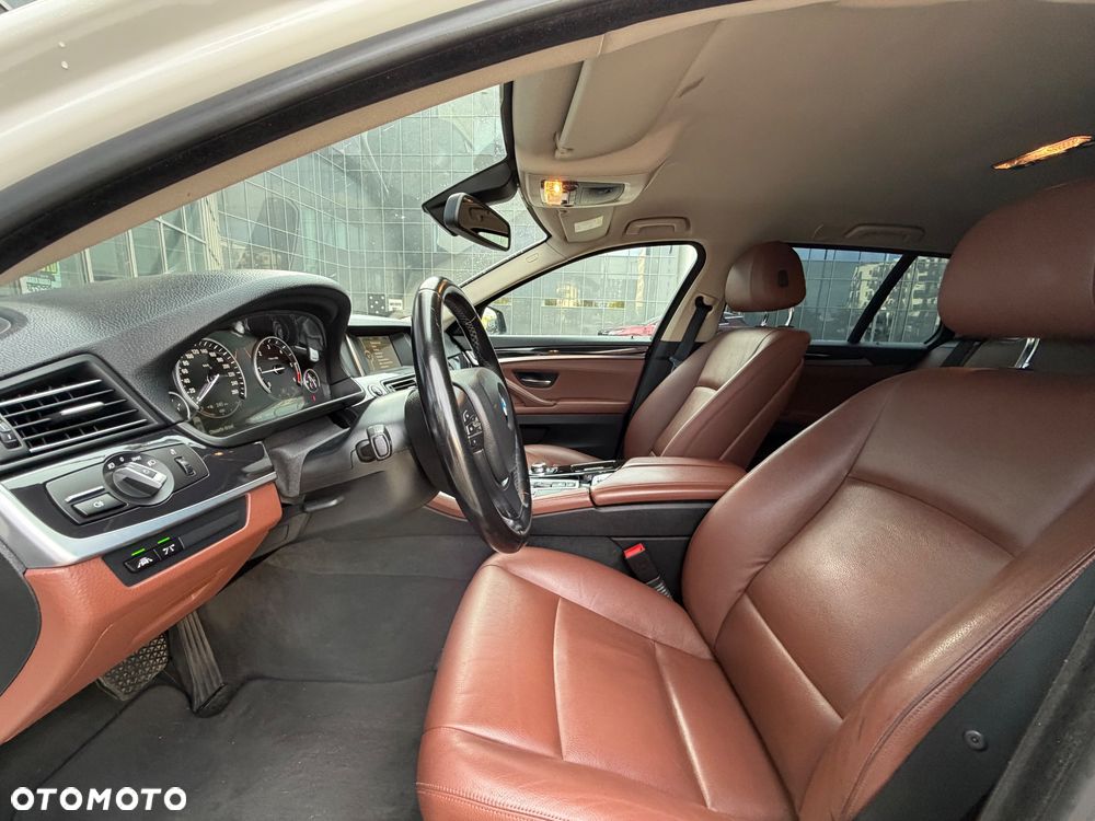 BMW Seria 5 520d Luxury Line - 20